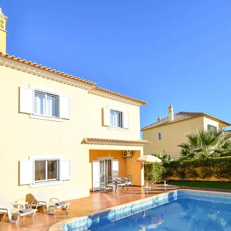 By Mtphomes ألكانتيريا